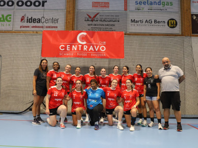 Platz 2 Frauen: Lausanne Ville Cugy Handball